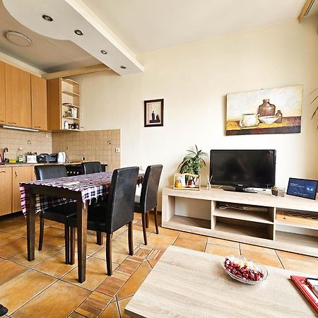 סקופיה Rooftop Apartment At Mainsquare מראה חיצוני תמונה