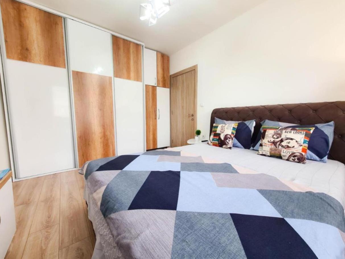 סקופיה Rooftop Apartment At Mainsquare מראה חיצוני תמונה