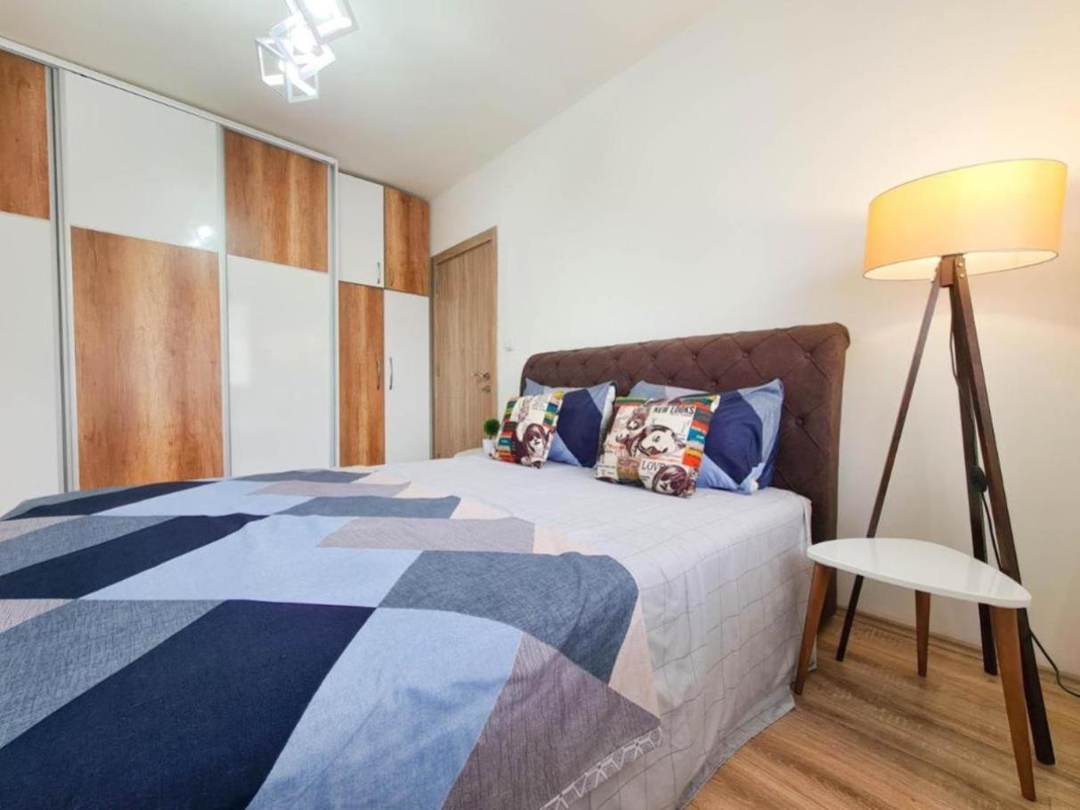 סקופיה Rooftop Apartment At Mainsquare מראה חיצוני תמונה