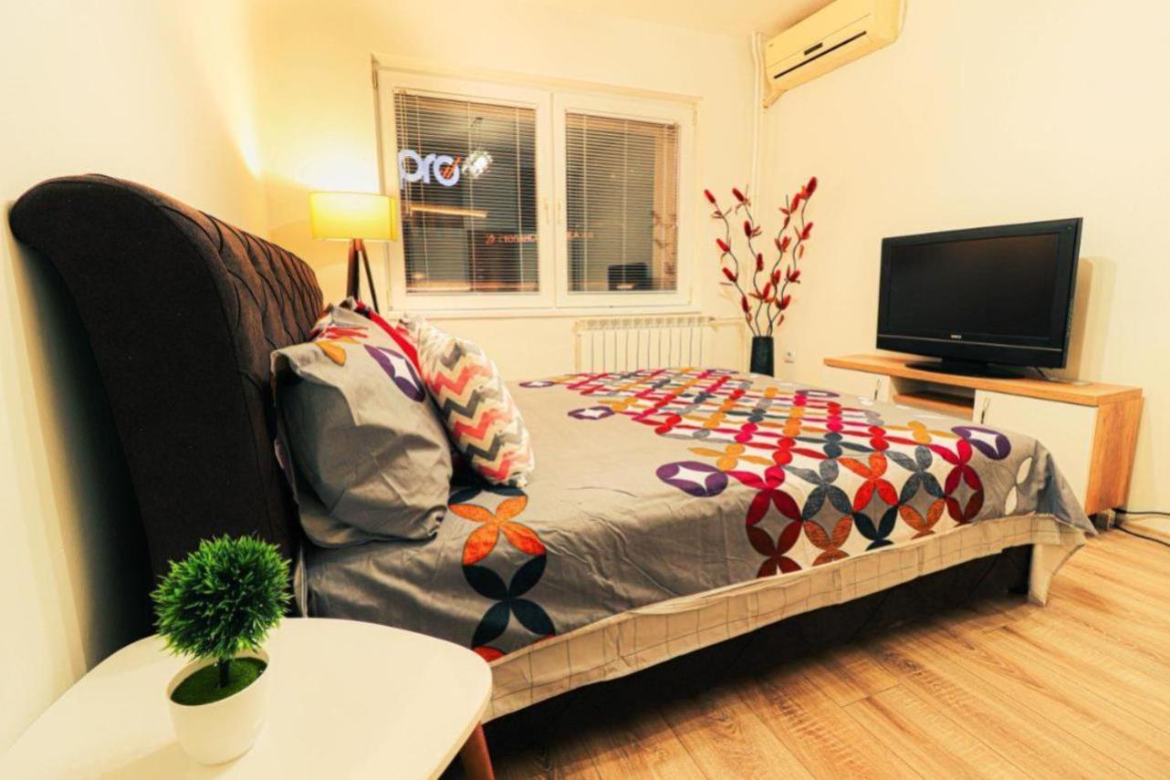 סקופיה Rooftop Apartment At Mainsquare מראה חיצוני תמונה
