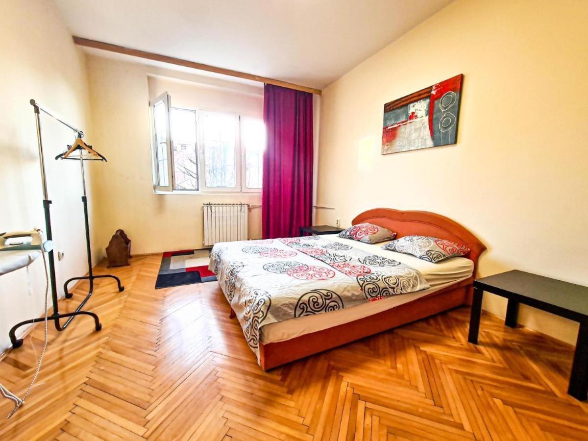 סקופיה Rooftop Apartment At Mainsquare מראה חיצוני תמונה