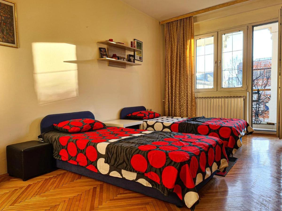 סקופיה Rooftop Apartment At Mainsquare מראה חיצוני תמונה