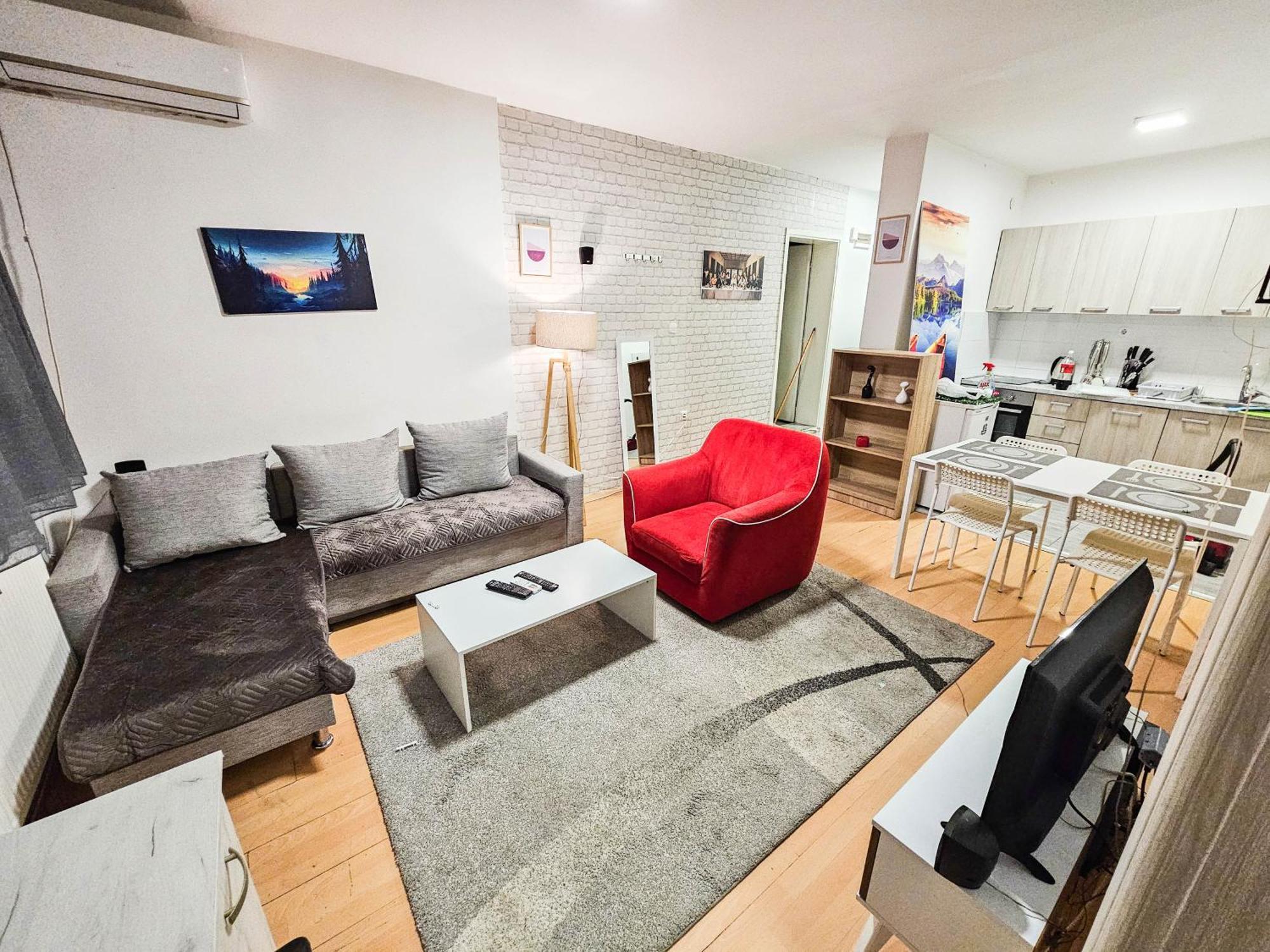 סקופיה Rooftop Apartment At Mainsquare מראה חיצוני תמונה